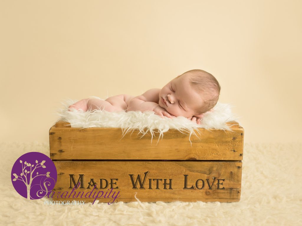 Newborn Baby Photography - Newborn Session Sarahndipity Photography