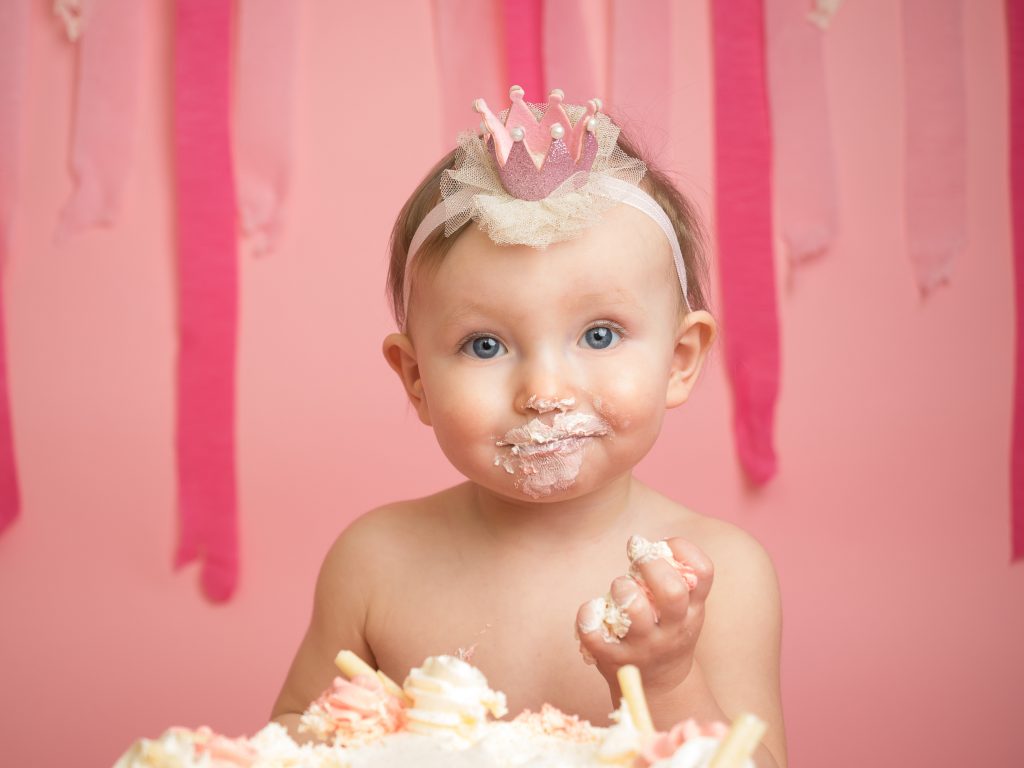 messy 1st Birthday cakesmash photographer Essex Thurrock Basildon grays southend Essex Romford